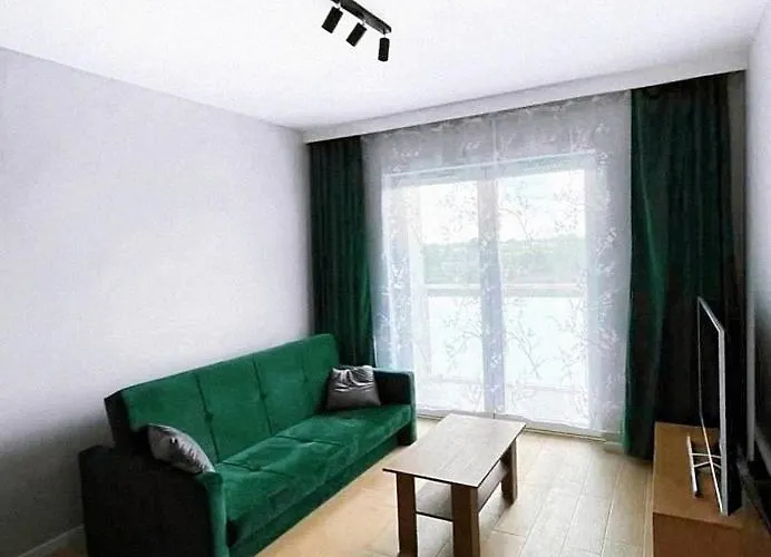 Elegant 1-bedroom Flat With Balcony Near